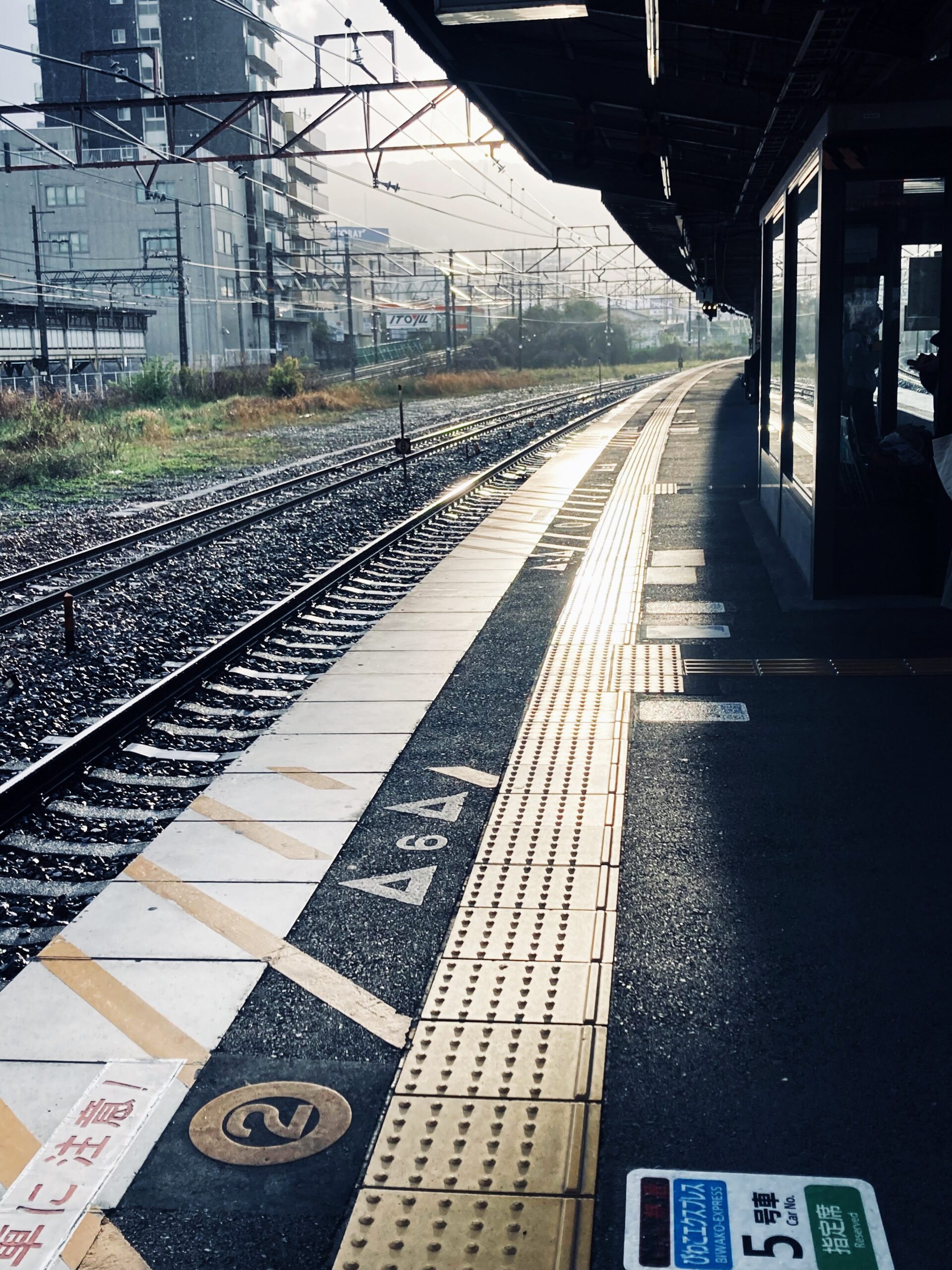 駅の情景_光